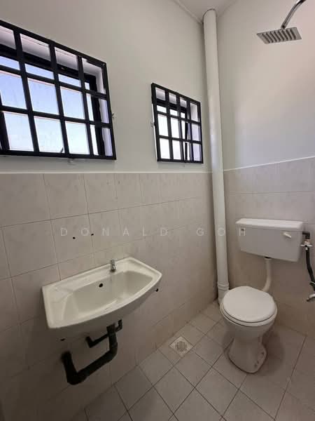 2-storey Terraced House for Sale in Ipoh (Perak) - Donald Goh - Bathroom - PropertyGuru.com.my