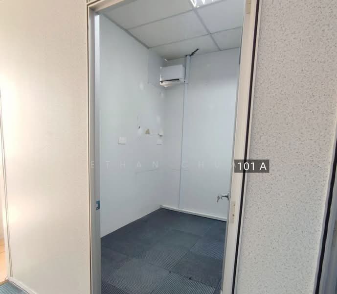 Shop / Office for Rent in Bandar Botanic (Klang) - Ethan Chua - Interior - PropertyGuru.com.my