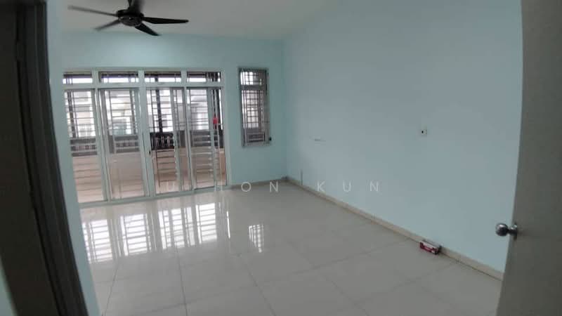 Cluster House for Sale in Horizon Hills (Iskandar Puteri (Nusajaya)) - U Hon Kun - Living Room - PropertyGuru.com.my