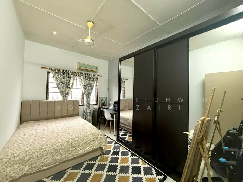 Bandar Nusaputra untuk Untuk Dijual - RM 620,000, Mac 2026 - Bedroom - PropertyGuru.com.my