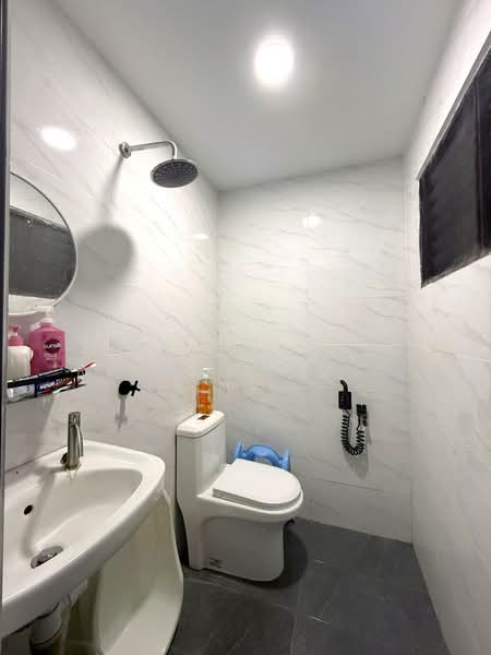 Bandar Nusaputra untuk Untuk Dijual - RM 620,000, Mac 2026 - Bathroom - PropertyGuru.com.my