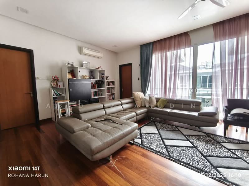 Bungalow for Sale in Ukay Bistari (Ulu Kelang) - Abid Sabarudin - Living Room - PropertyGuru.com.my