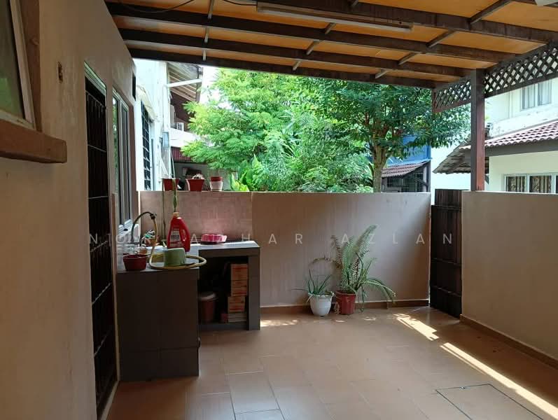 Bukit Jelutong untuk Untuk Dijual - RM 750,000, Mac 2026 - Exterior - PropertyGuru.com.my