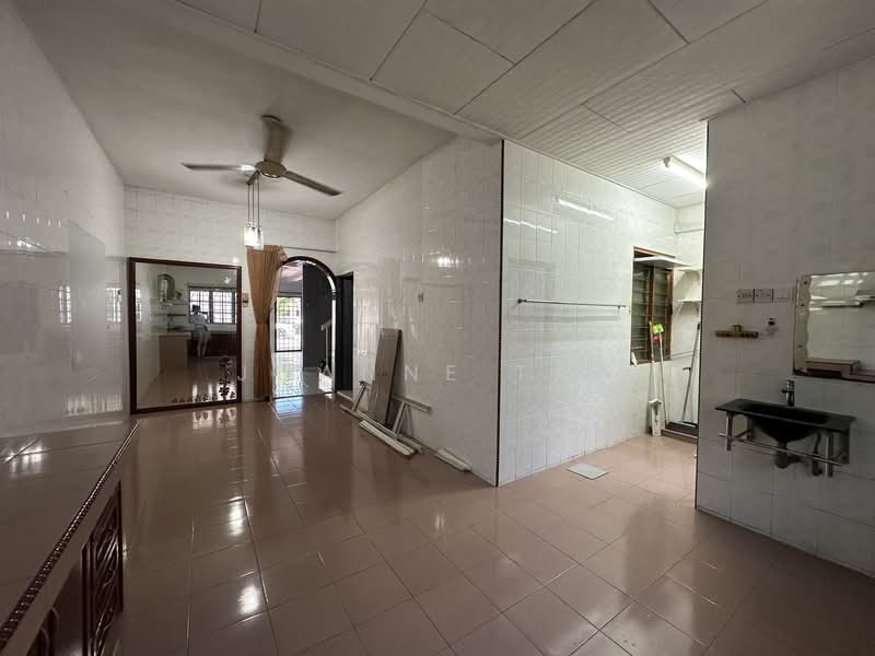 Rumah Teres 2 Tingkat untuk Dijual di Taman Bayu Perdana (Klang) - Joanne Tan - PropertyGuru.com.my