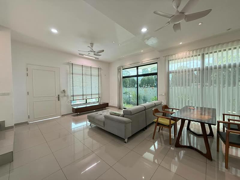 Eco Tropics untuk Untuk Dijual - RM 788,000, Mac 2026 - Living Room - PropertyGuru.com.my