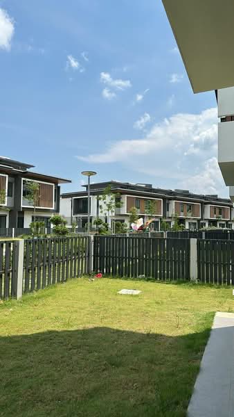 Semi-Detached House for Sale in Cyberjaya (Selangor) - Krystal Lim - Exterior - PropertyGuru.com.my