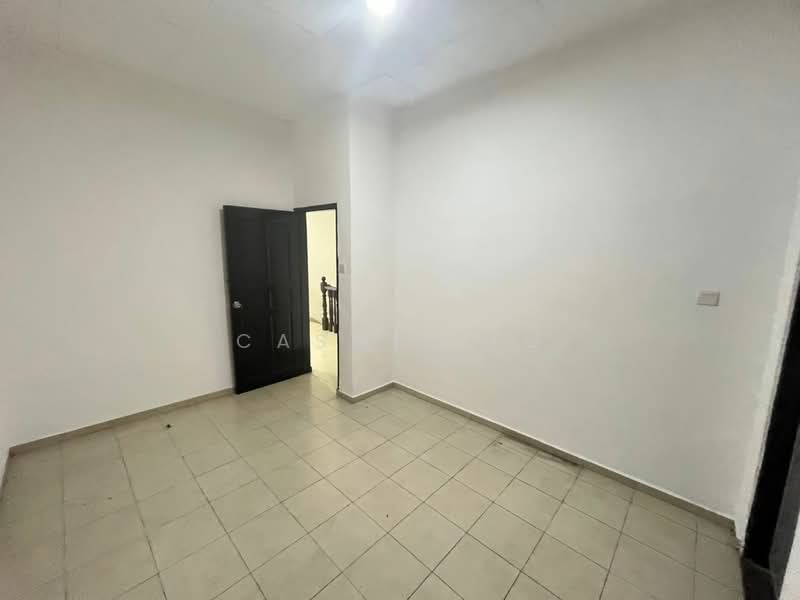 2-storey Terraced House for Rent in Taman Johor Jaya (Johor Bahru) - Casmin Eu - Interior - PropertyGuru.com.my