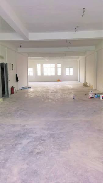 Factory for Rent in Seri Kembangan Industrial Area (Seri Kembangan) - Brandon Yee - Interior - PropertyGuru.com.my