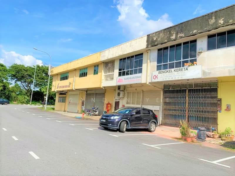 Factory for Rent in Seri Kembangan Industrial Area (Seri Kembangan) - Brandon Yee - Exterior - PropertyGuru.com.my