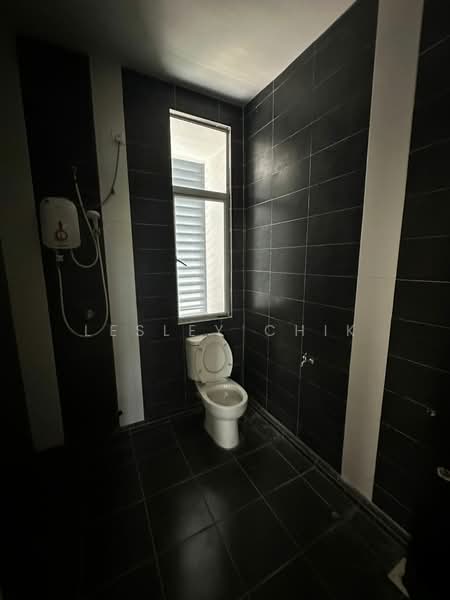 Semi-Detached House for Sale in Taman Setia Impian (Kajang) - Lesley Chik - Bathroom - PropertyGuru.com.my