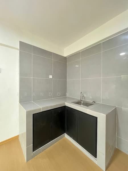 Flat for Sale at Rumah Pangsa Sri Orkid (Ehsan Jaya) - Brandon Khor - Kitchen - PropertyGuru.com.my
