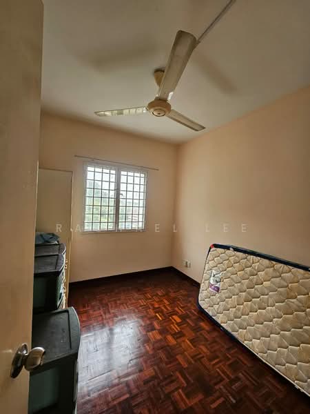 Apartment for Sale at Pangsapuri Saraka - Rachael Lee - Bedroom - PropertyGuru.com.my