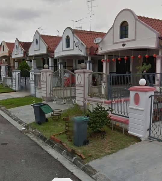 1-storey Terraced House for Sale in Taman Pelangi Indah (Ulu Tiram) - Sharon Tan - Exterior - PropertyGuru.com.my