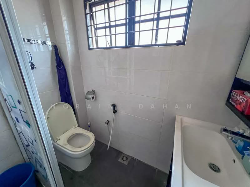 Taman Orkid Desa Cheras, Kuala Lumpur untuk Untuk Dijual - RM 799,000, Mac 2026 - Bathroom - PropertyGuru.com.my