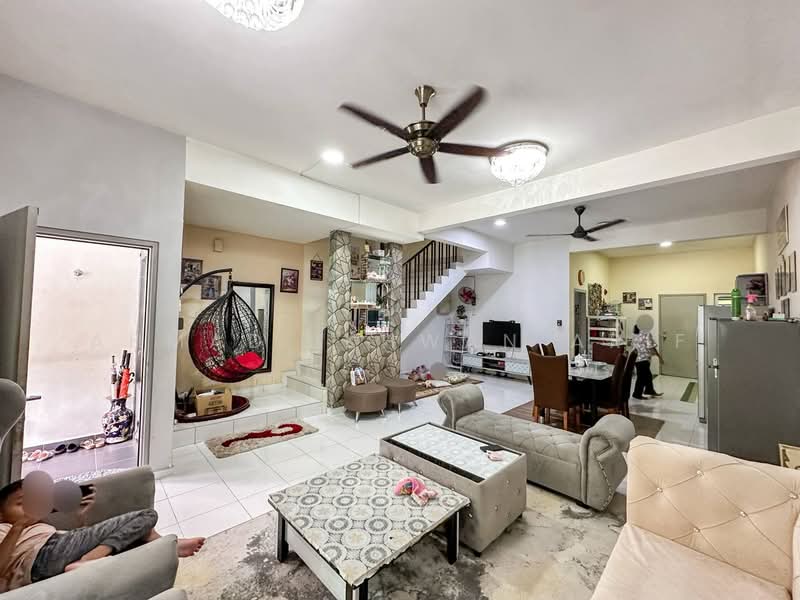 Laman Orkid Nilai Impian untuk Untuk Dijual - RM 495,000, Mac 2026 - Living Room - PropertyGuru.com.my