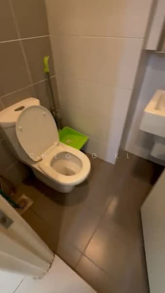 Garden Plaza untuk Untuk Dijual - RM 200,000, Mac 2026 - Bathroom - PropertyGuru.com.my