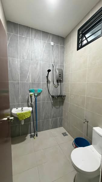 2-storey Terraced House for Rent in Bandar Jaya Putra (Johor Bahru) - Jane Ngoi - Bathroom - PropertyGuru.com.my