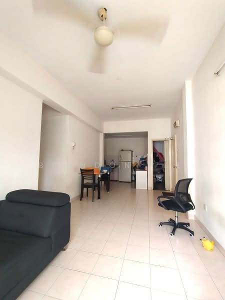 Apartment for Sale at Sri Impian - Brandon Yee - Living Room - PropertyGuru.com.my