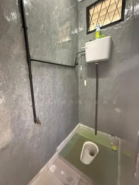 Taman Universiti untuk Untuk Dijual - RM 425,000, Mac 2026 - Bathroom - PropertyGuru.com.my