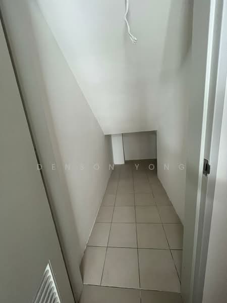 Townhouse for Rent in Taman Akasia (Semenyih) - Denson Yong - Corridor - PropertyGuru.com.my