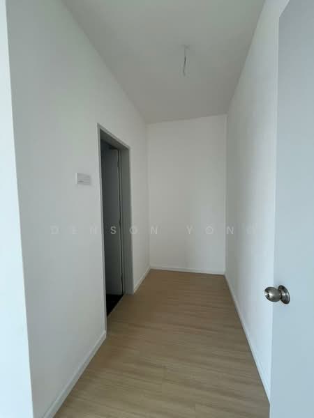 Townhouse for Rent in Taman Akasia (Semenyih) - Denson Yong - Corridor - PropertyGuru.com.my