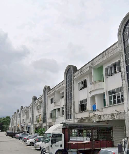 Shop for Sale in Taman Putri Kulai (Kulai) - KS Leong - Exterior - PropertyGuru.com.my