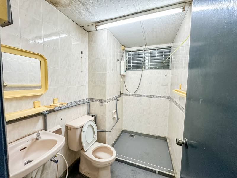 Condominium for Sale at Bukit OUG Condominiums - Ahmad Ikhwan Arif - Bathroom - PropertyGuru.com.my