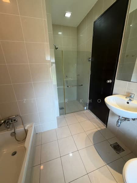 Bayou Water Village Leisure Farm Gelang Patah untuk Untuk Dijual - RM 770,000, Mac 2026 - Bathroom - PropertyGuru.com.my