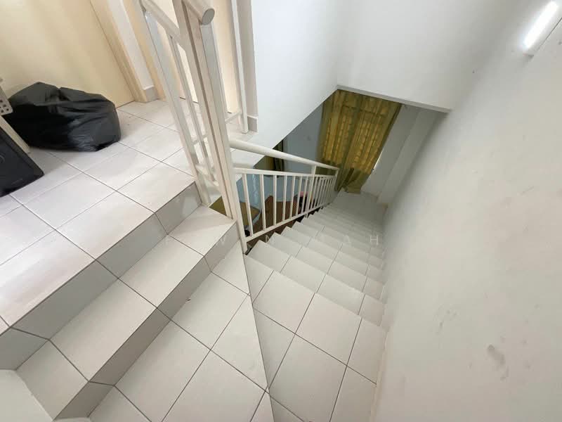 Taman Iris, Bukit Beruntung, Rawang untuk Untuk Dijual - RM 388,000, Mac 2026 - Interior - PropertyGuru.com.my