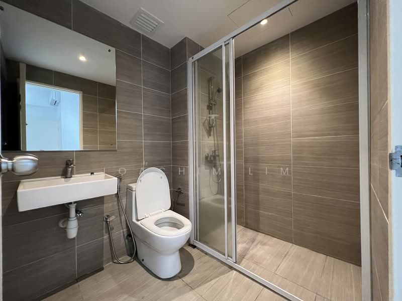 Lexa Residence @ The Quartz WM untuk Untuk Disewa - RM 2,000 /bulan, Mac 2026 - Bathroom - PropertyGuru.com.my