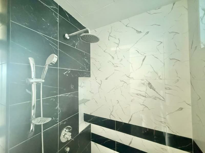 QuayWest Residence untuk Untuk Dijual - RM 869,000, Mac 2026 - Bathroom - PropertyGuru.com.my