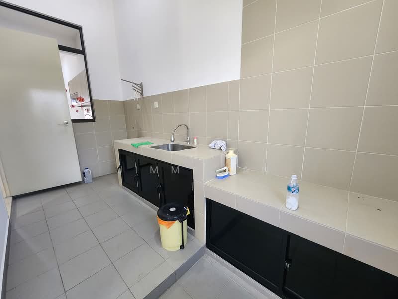 Bandar Seri Coalfields - SENNA untuk Untuk Disewa - RM 1,800 /bulan, Mac 2026 - Kitchen - PropertyGuru.com.my