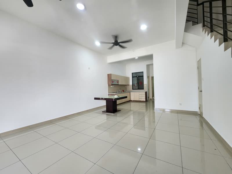 Bandar Seri Coalfields - SENNA untuk Untuk Disewa - RM 1,800 /bulan, Mac 2026 - Living Room - PropertyGuru.com.my