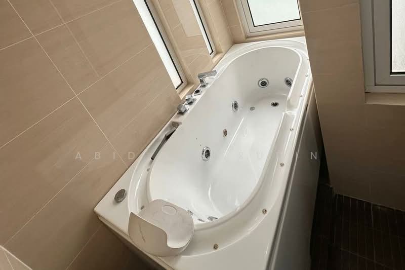 Semi-Detached House for Rent in Ampang Jaya (Ampang) - Abid Sabarudin - Bathroom - PropertyGuru.com.my