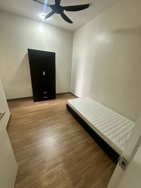 Service Residence for Rent at The Tresor @ Gravit8 - Abby Woo - Bedroom - PropertyGuru.com.my