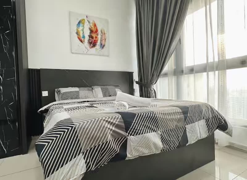 Service Residence for Sale at Paradigm Residence - Elena Lye - Bedroom - PropertyGuru.com.my