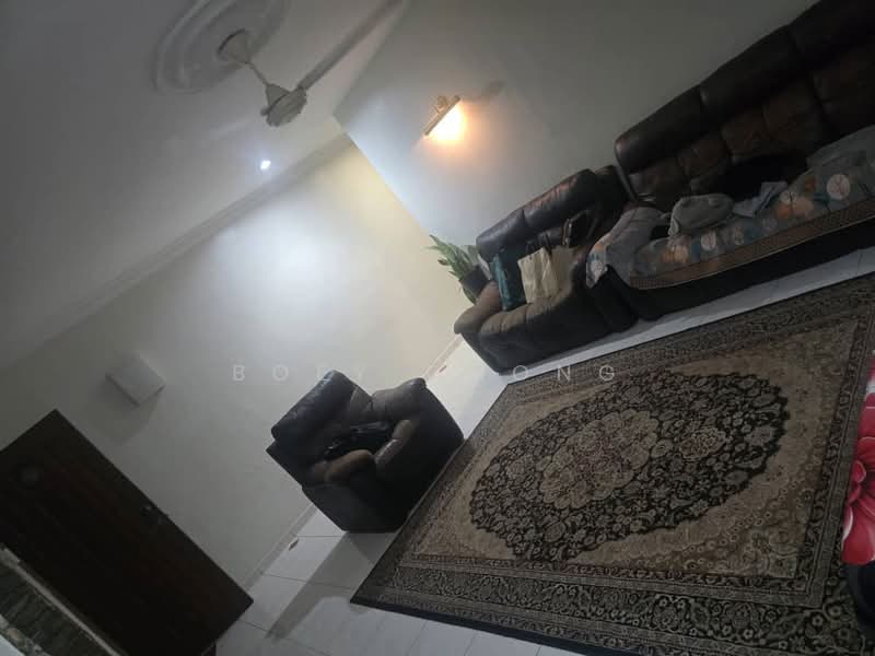2-storey Terraced House for Sale in Ipoh (Perak) - Boey Chong - Living Room - PropertyGuru.com.my