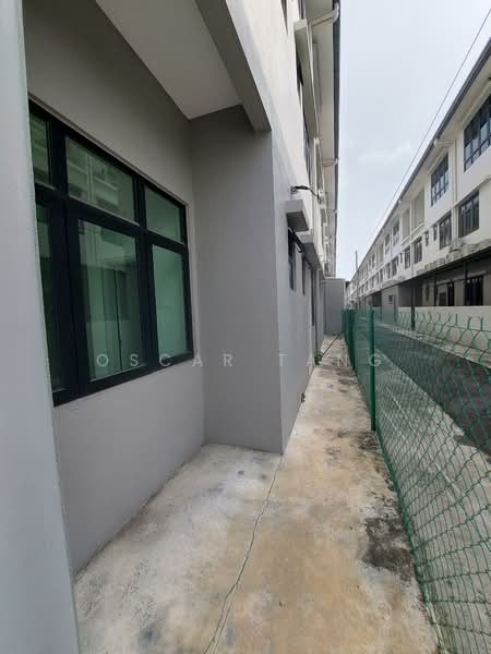 3-storey Terraced House for Sale in Kawasan 2, Taman Menara Maju (Klang) - Oscar Tang - Exterior - PropertyGuru.com.my