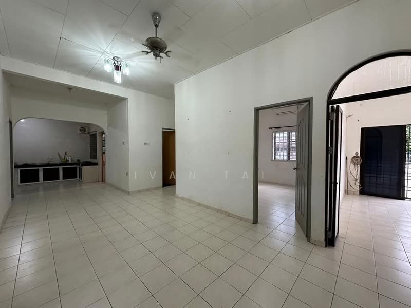 Bungalow for Sale in Ipoh (Perak) - Ivan Tai - Living Room - PropertyGuru.com.my