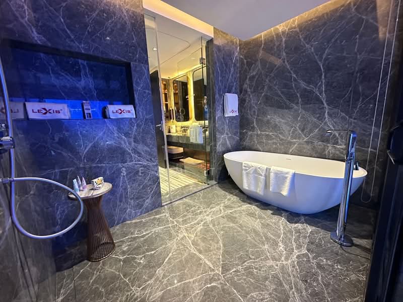 Service Residence for Sale at Royal Lexis - Sean Tiew - Bathroom - PropertyGuru.com.my