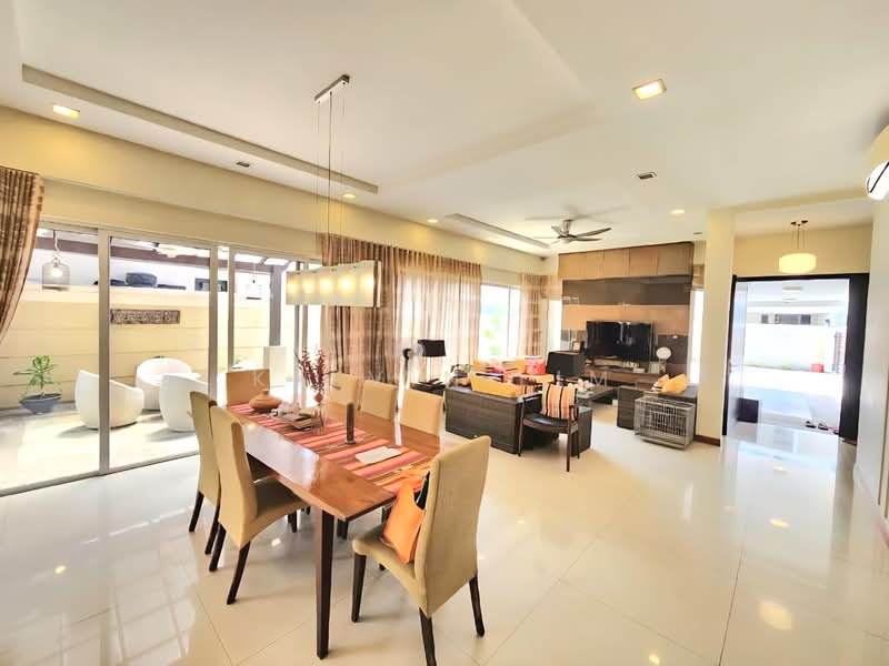 Acacia Seri Tanjung Pinang untuk Untuk Dijual - RM 4,300,000, Mac 2026 - Living Room - PropertyGuru.com.my