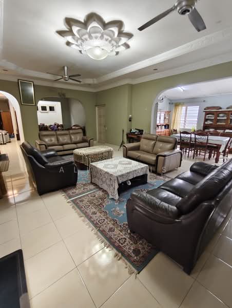 Bungalow for Sale in SS3 (Petaling Jaya) - Ali Idris - Living Room - PropertyGuru.com.my