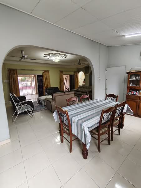 Bungalow for Sale in SS3 (Petaling Jaya) - Ali Idris - Living Room - PropertyGuru.com.my