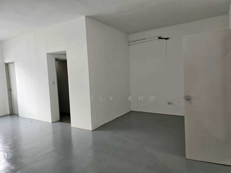 Shop for Rent in Shah Alam (Selangor) - Emily Kho - Interior - PropertyGuru.com.my