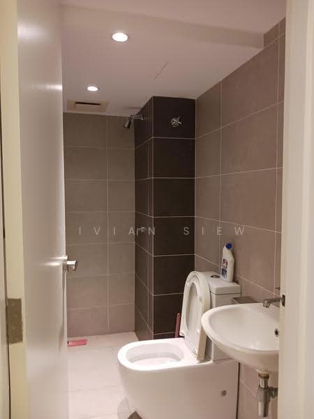 Pejabat untuk Disewa di Pjs 52 (Petaling Jaya) - Vivian Siew - Bathroom - PropertyGuru.com.my