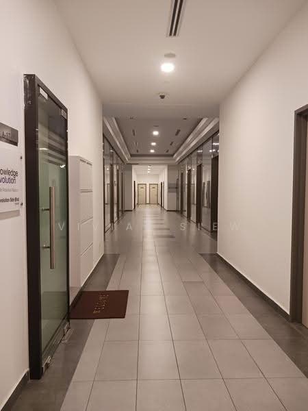 Pejabat untuk Disewa di Pjs 52 (Petaling Jaya) - Vivian Siew - Corridor - PropertyGuru.com.my