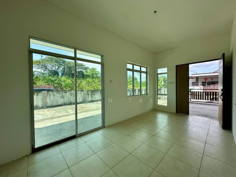 1-storey Terraced House for Sale in Ipoh (Perak) - Ivan Tai - Living Room - PropertyGuru.com.my