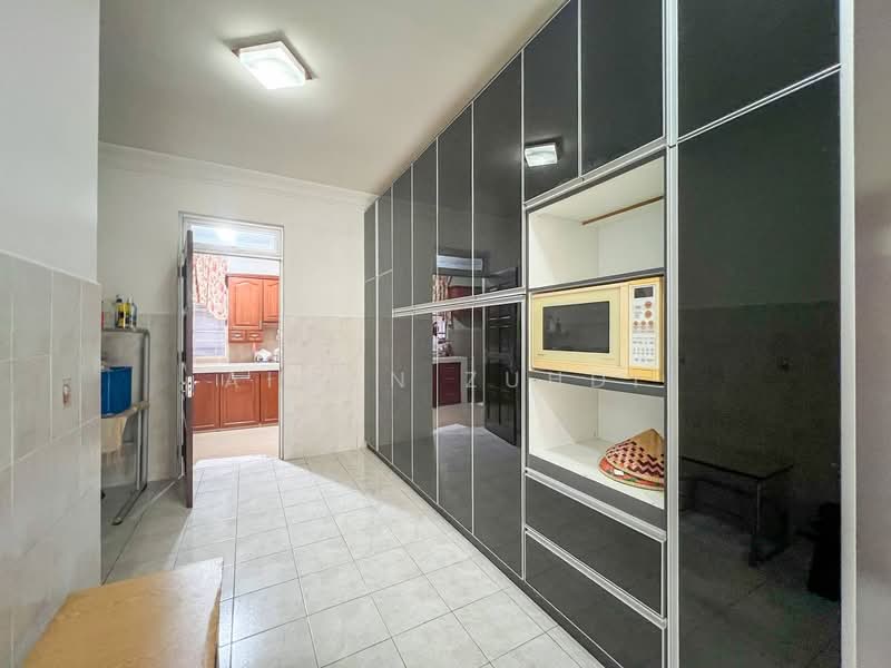 Semi-Detached House for Sale in Bangi (Selangor) - AIMAN ZUHDI - Kitchen - PropertyGuru.com.my