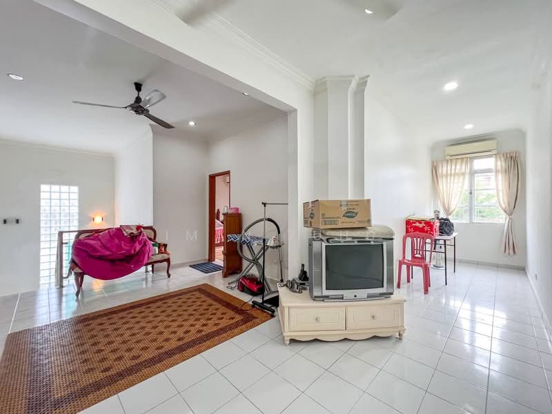 Semi-Detached House for Sale in Bangi (Selangor) - AIMAN ZUHDI - Living Room - PropertyGuru.com.my
