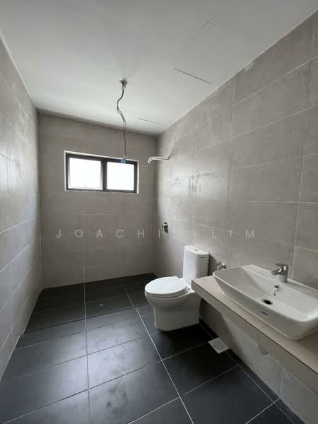 3-storey Terraced House for Sale in Selayang (Selangor) - Joachim Lim - Bathroom - PropertyGuru.com.my